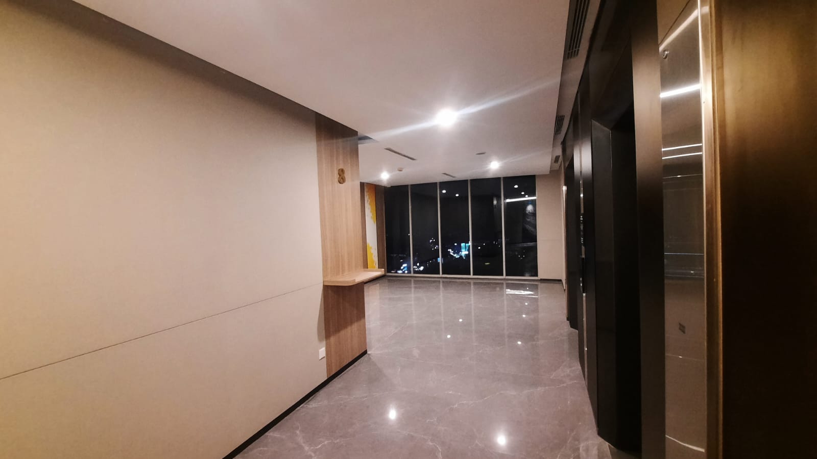 Interior 24